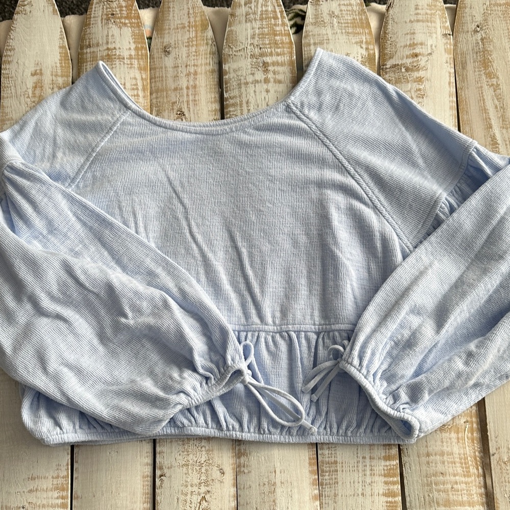 Aerie Cropped Long Sleeve Shirt Size M Light Blue